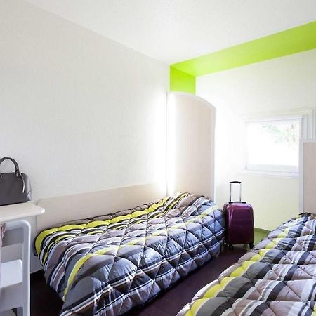 Hotelf1 Lille Tourcoing Nord Roncq Bagian luar foto