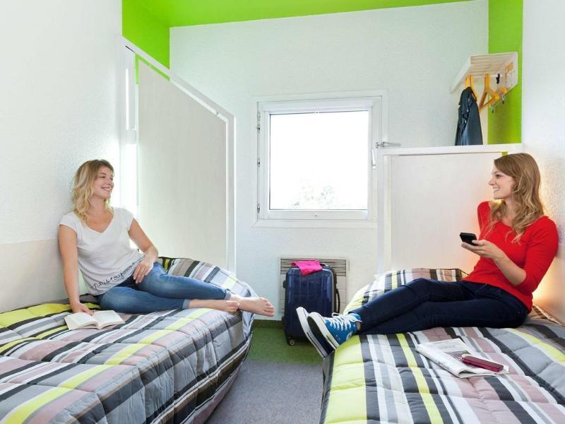 Hotelf1 Lille Tourcoing Nord Roncq Bagian luar foto